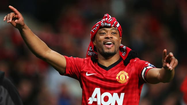 Hậu vệ trái: Patrice Evra