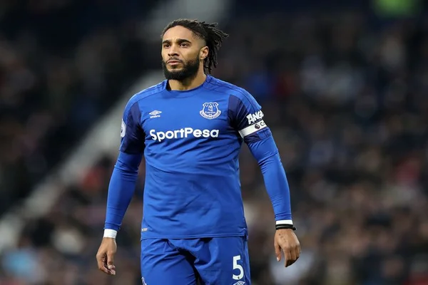 Ashley Williams là cầu thủ xuất sắc và sáng giá của Everton