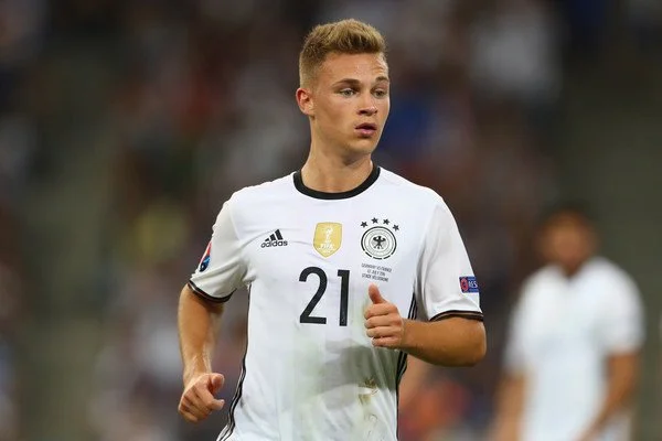 Hình 5: Joshua Kimmich với 10 đường kiến ​​tạo và 4 bàn thắng tại Bundesliga