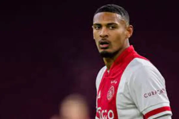 Hình 2: Tiền đạo trẻ tuổi sebastien Haller 