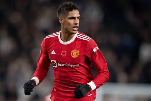 Hình 2: Raphael Varane  là trung vệ xuất sắc của Manchester United