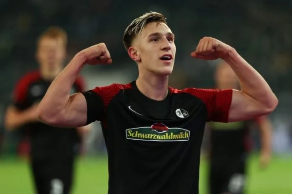 Hình 1: Nico Schlotterbeck là viên ngọc sáng nhất Bundesliga