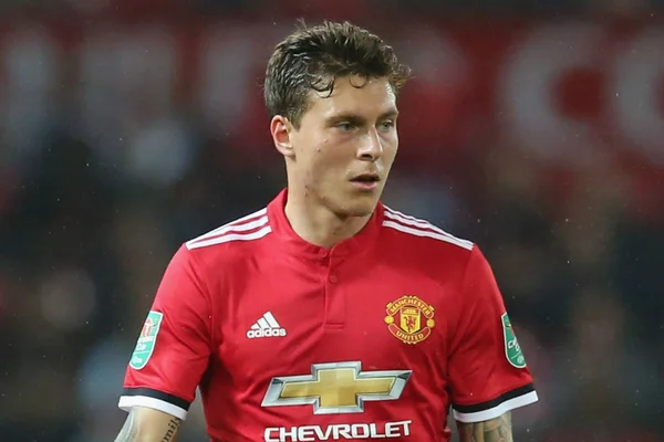 Hình 2: Victor Lindelof  là trung vệ chơi tốt nhất Bundesliga 