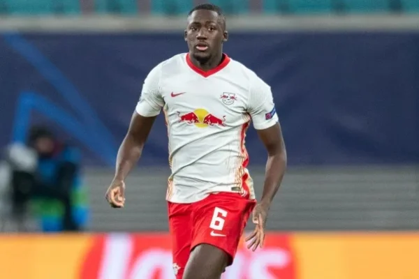 Hình 5: Dayot Upamecano đã tham gia 80 trận đấu tại Bundesliga